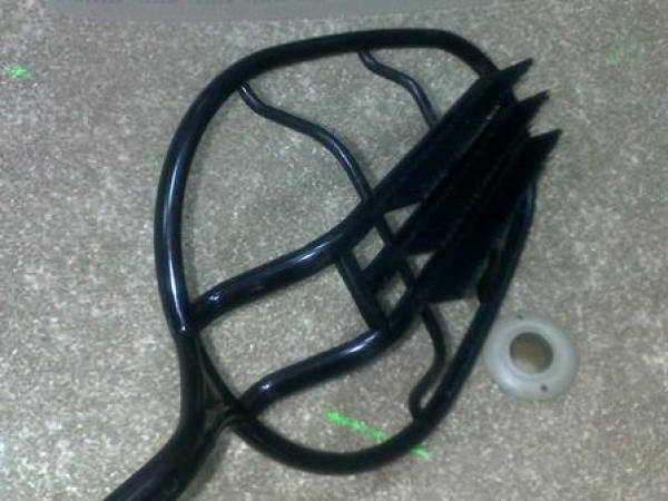 Начиная с сегодня - каждый покупатель ковриков 3D Sotra получит в подарок фирменную щётку для чистки ковровых покрытий!!!