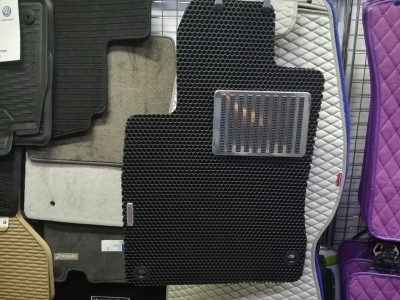 Коврики в салон EVA (шестиугольник) для Honda Civic, sedan, (america), 2016-2021, 4 шт., (цвет: чёрный)