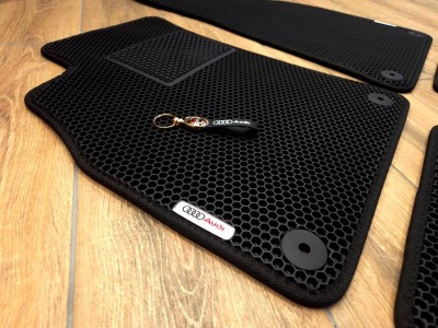 Коврики в салон из EVA (шестиугольник) для Audi A4 B6 2000-2004/ B7 2004-2008, к-т 4 шт., цвет: чёрный (au-a4-b6-b7-2000-2008-ek)