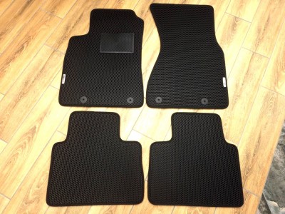 Коврики в салон из EVA (шестиугольник) для Audi A8 D2 Standart Base 1994-2002, к-т 4 шт., цвет: чёрный (au-a8-d2-sb-1994-2002-ek)