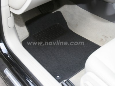 Коврики в салон (Novline) для Audi A6  2004-2008, 4 шт. (текстиль, чёрные, серые, бежевые)