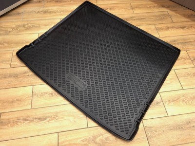 Коврик в багажник Norplast для Ford Focus 4G 2018-. (fo-fo-4g-2018-kb)