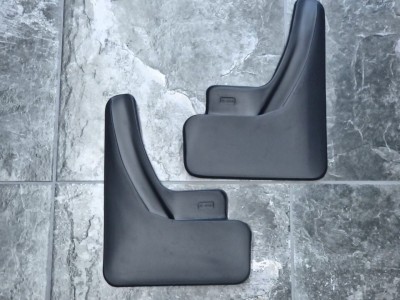 Брызговики задние для Audi Q5 2G (FY) 2016-, 2 шт. (audi-q5-2017-r)