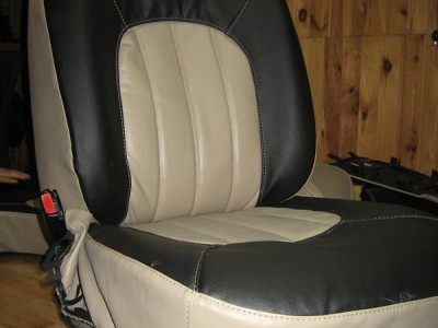 Оригинальные модельные чехлы на сидения для автомобиля Chrysler Voyager/ Dodge Caravan(1+1;2;3) 2001-2007 (материал: твид, кожзам; любые тона)